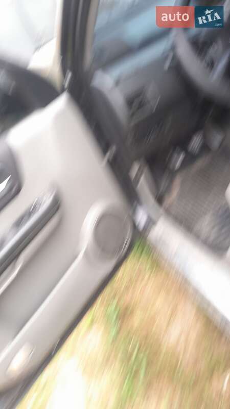 Внедорожник / Кроссовер Nissan X-Trail 2006 в Белой Церкви фото 4 Внедорожник / Кроссовер Nissan X-Trail 2006 в Белой Церкви