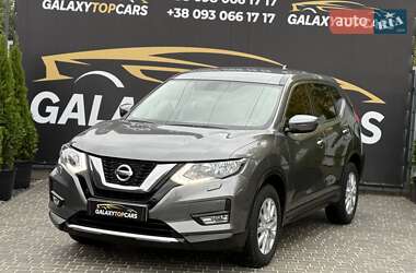 Внедорожник / Кроссовер Nissan X-Trail 2019 в 