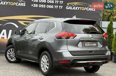 Внедорожник / Кроссовер Nissan X-Trail 2019 в 