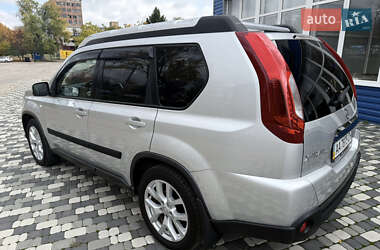 Внедорожник / Кроссовер Nissan X-Trail 2011 в 