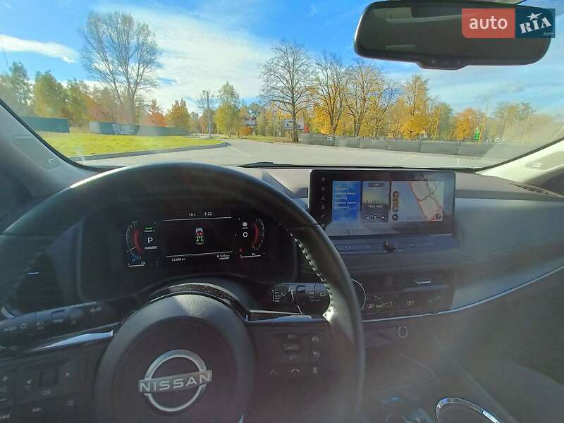 Внедорожник / Кроссовер Nissan X-Trail 2023 в Чернигове