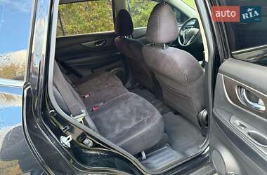 Внедорожник / Кроссовер Nissan X-Trail 2014 в 