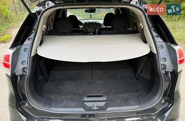 Внедорожник / Кроссовер Nissan X-Trail 2014 в 