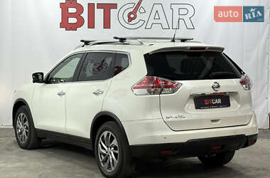 Внедорожник / Кроссовер Nissan X-Trail 2016 в 