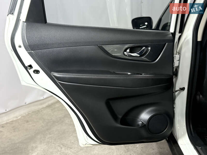 Позашляховик / Кросовер Nissan X-Trail 2016 в Одесі фото 37 Позашляховик / Кросовер Nissan X-Trail 2016 в Одесі