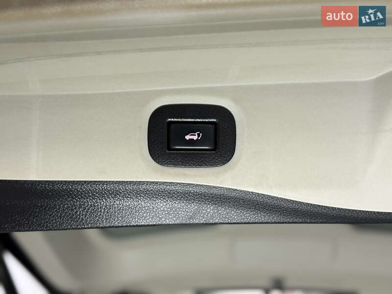 Позашляховик / Кросовер Nissan X-Trail 2016 в Одесі фото 44 Позашляховик / Кросовер Nissan X-Trail 2016 в Одесі