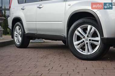 Внедорожник / Кроссовер Nissan X-Trail 2012 в 