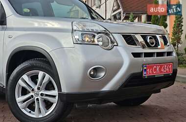 Внедорожник / Кроссовер Nissan X-Trail 2012 в 