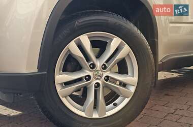 Внедорожник / Кроссовер Nissan X-Trail 2012 в 