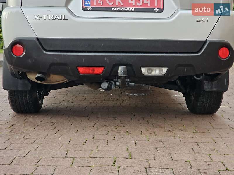 Внедорожник / Кроссовер Nissan X-Trail 2012 в Стрые