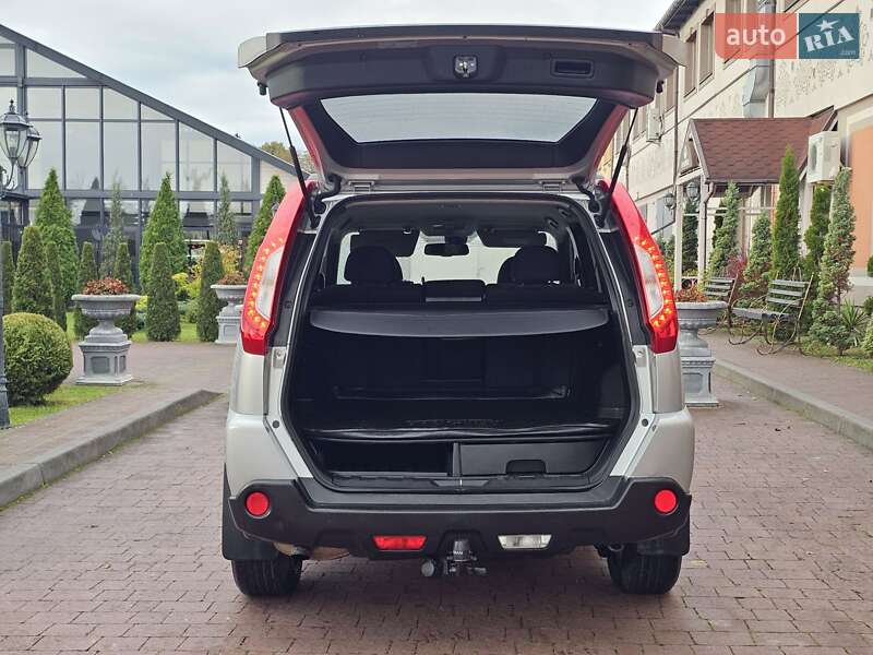 Внедорожник / Кроссовер Nissan X-Trail 2012 в Стрые