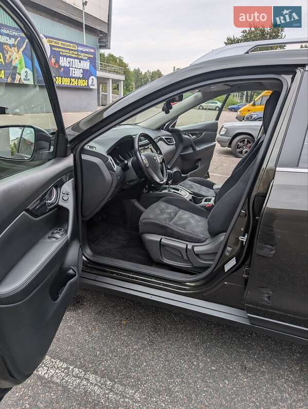 Внедорожник / Кроссовер Nissan X-Trail 2017 в Киеве фото 9 Внедорожник / Кроссовер Nissan X-Trail 2017 в Киеве