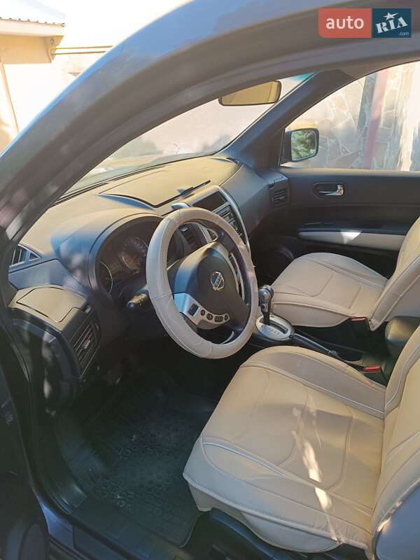 Внедорожник / Кроссовер Nissan X-Trail 2011 в Шептицькому