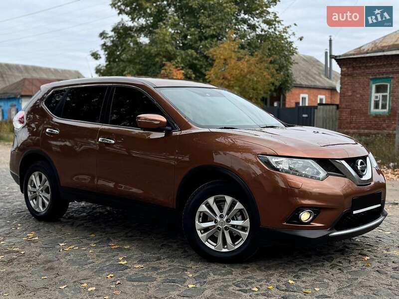 Внедорожник / Кроссовер Nissan X-Trail 2015 в Ахтырке