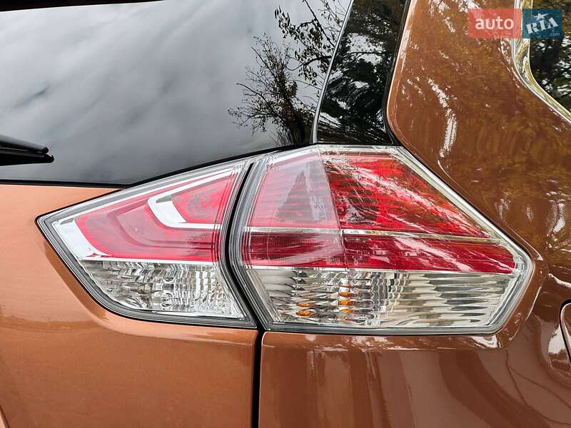 Внедорожник / Кроссовер Nissan X-Trail 2015 в Ахтырке