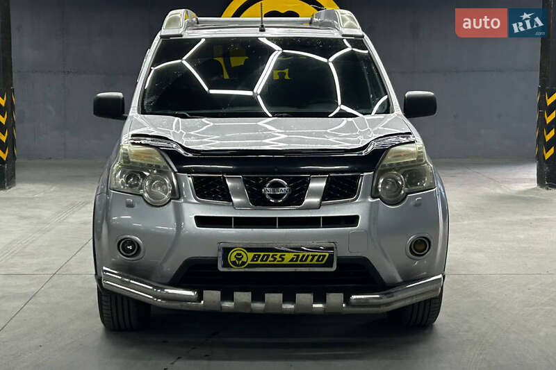 Внедорожник / Кроссовер Nissan X-Trail 2011 в Черновцах