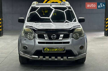 Позашляховик / Кросовер Nissan X-Trail 2011 в 