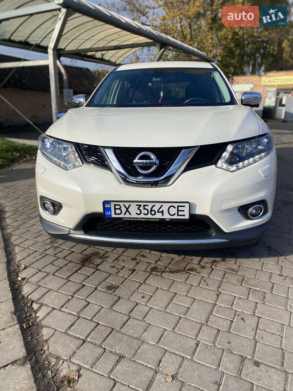 Внедорожник / Кроссовер Nissan X-Trail 2017 в Львове фото Внедорожник / Кроссовер Nissan X-Trail 2017 в Львове