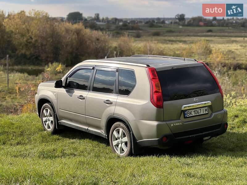 Внедорожник / Кроссовер Nissan X-Trail 2008 в Гоще
