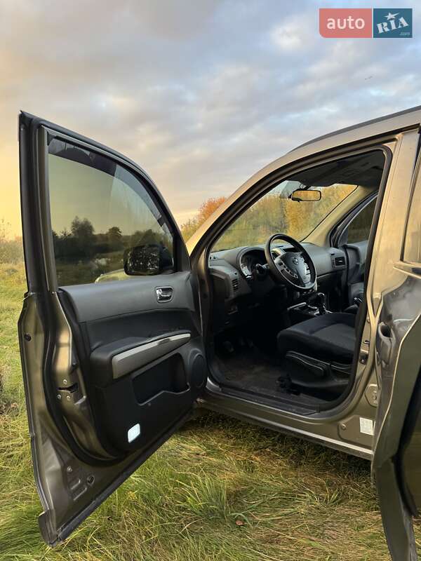 Внедорожник / Кроссовер Nissan X-Trail 2008 в Гоще
