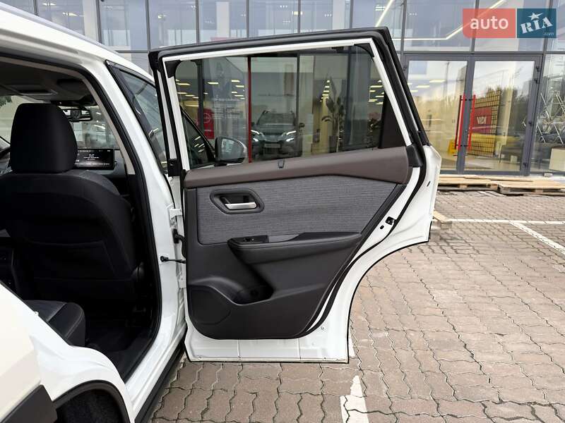 Внедорожник / Кроссовер Nissan X-Trail 2023 в Киеве