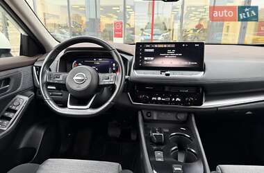 Внедорожник / Кроссовер Nissan X-Trail 2023 в 