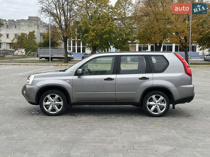 Внедорожник / Кроссовер Nissan X-Trail 2007 в Черкассах