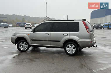 Позашляховик / Кросовер Nissan X-Trail 2003 в 