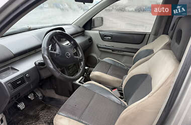 Позашляховик / Кросовер Nissan X-Trail 2003 в 