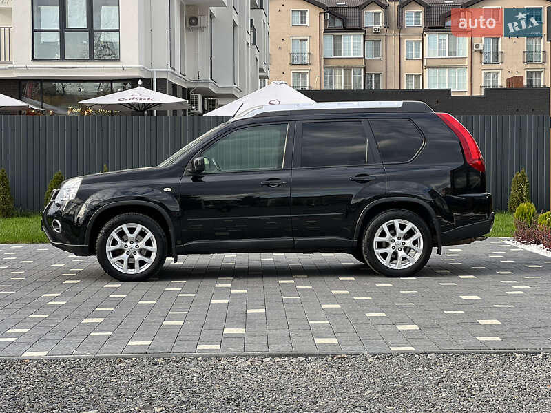 Позашляховик / Кросовер Nissan X-Trail 2012 в Ужгороді