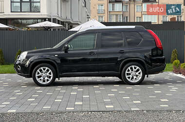 Внедорожник / Кроссовер Nissan X-Trail 2012 в 