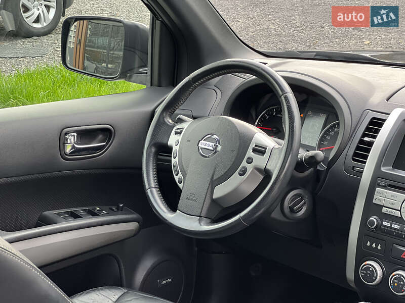Позашляховик / Кросовер Nissan X-Trail 2012 в Ужгороді