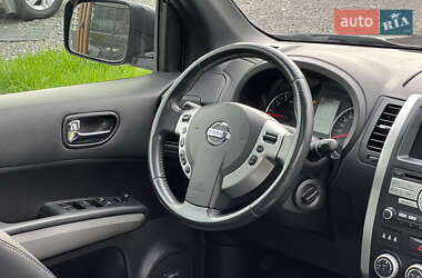 Внедорожник / Кроссовер Nissan X-Trail 2012 в 