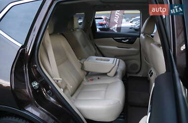 Внедорожник / Кроссовер Nissan X-Trail 2018 в 