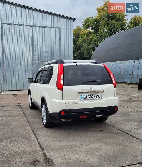 Внедорожник / Кроссовер Nissan X-Trail 2014 в Броварах