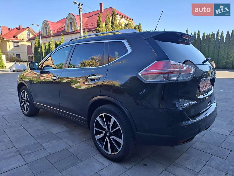 Позашляховик / Кросовер Nissan X-Trail 2016 в Луцьку