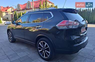 Внедорожник / Кроссовер Nissan X-Trail 2016 в 