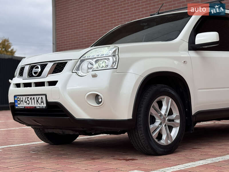 Позашляховик / Кросовер Nissan X-Trail 2011 в Одесі