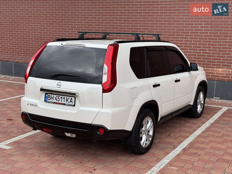Позашляховик / Кросовер Nissan X-Trail 2011 в Одесі