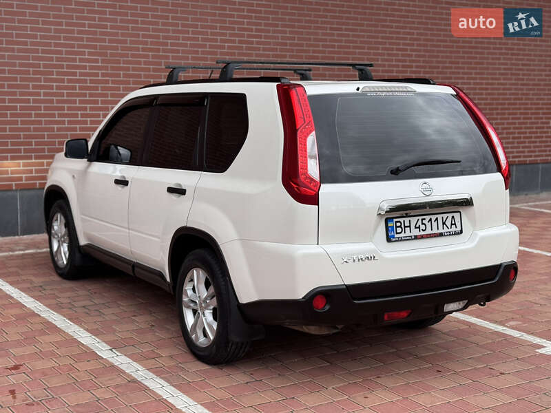 Позашляховик / Кросовер Nissan X-Trail 2011 в Одесі