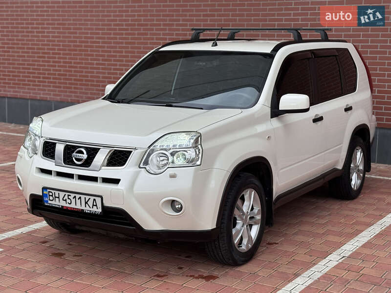 Позашляховик / Кросовер Nissan X-Trail 2011 в Одесі
