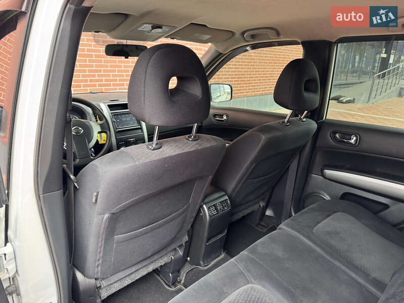 Позашляховик / Кросовер Nissan X-Trail 2011 в Одесі