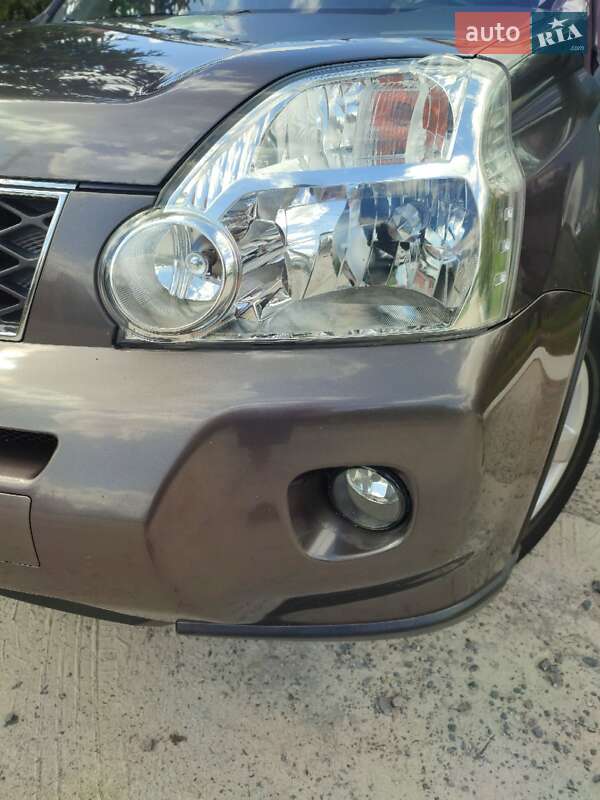 Внедорожник / Кроссовер Nissan X-Trail 2007 в Вараше фото 9 Внедорожник / Кроссовер Nissan X-Trail 2007 в Вараше