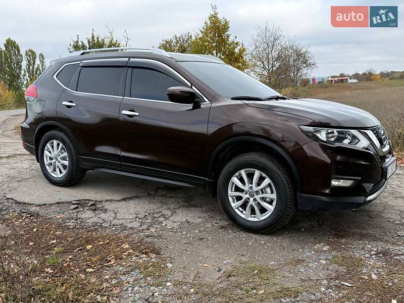 Внедорожник / Кроссовер Nissan X-Trail 2018 в Володарке