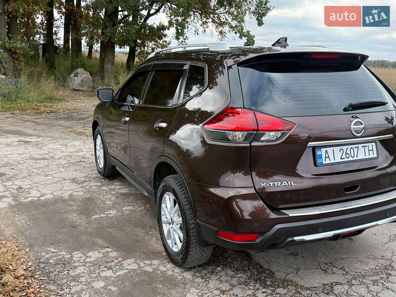 Внедорожник / Кроссовер Nissan X-Trail 2018 в Володарке