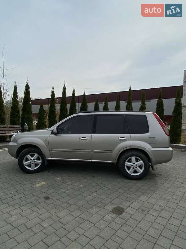 Внедорожник / Кроссовер Nissan X-Trail 2004 в Надворной фото 9 Внедорожник / Кроссовер Nissan X-Trail 2004 в Надворной