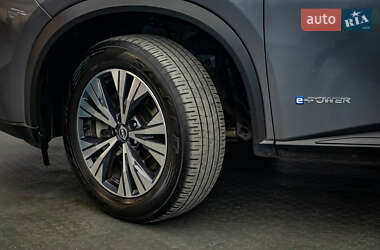 Позашляховик / Кросовер Nissan X-Trail 2023 в  фото 8 Позашляховик / Кросовер Nissan X-Trail 2023 в