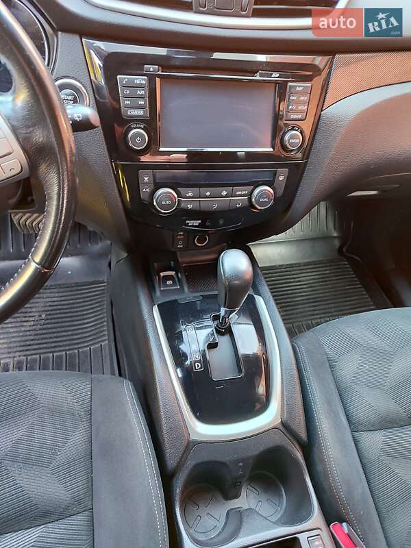 Позашляховик / Кросовер Nissan X-Trail 2015 в Любомлі фото 17 Позашляховик / Кросовер Nissan X-Trail 2015 в Любомлі