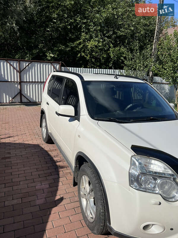 Внедорожник / Кроссовер Nissan X-Trail 2011 в Киеве фото 2 Внедорожник / Кроссовер Nissan X-Trail 2011 в Киеве