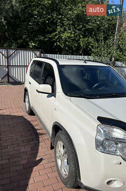 Внедорожник / Кроссовер Nissan X-Trail 2011 в 